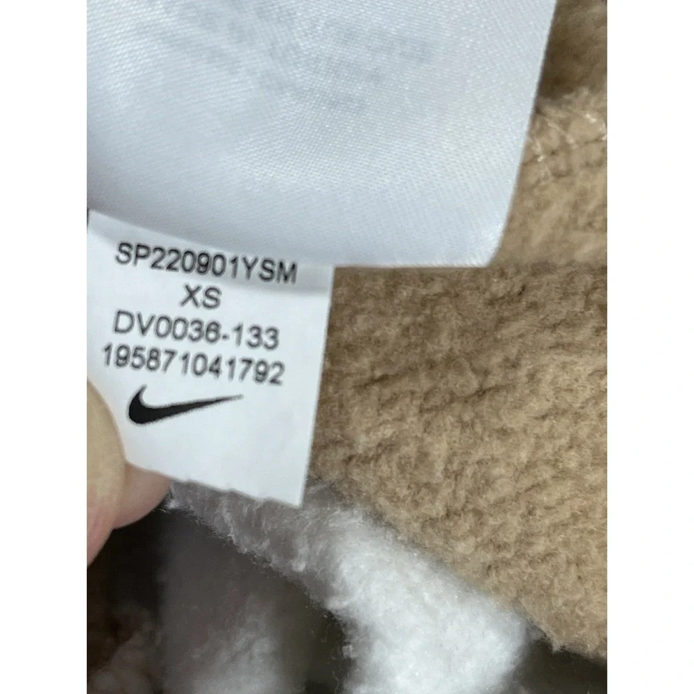 Nike product pair